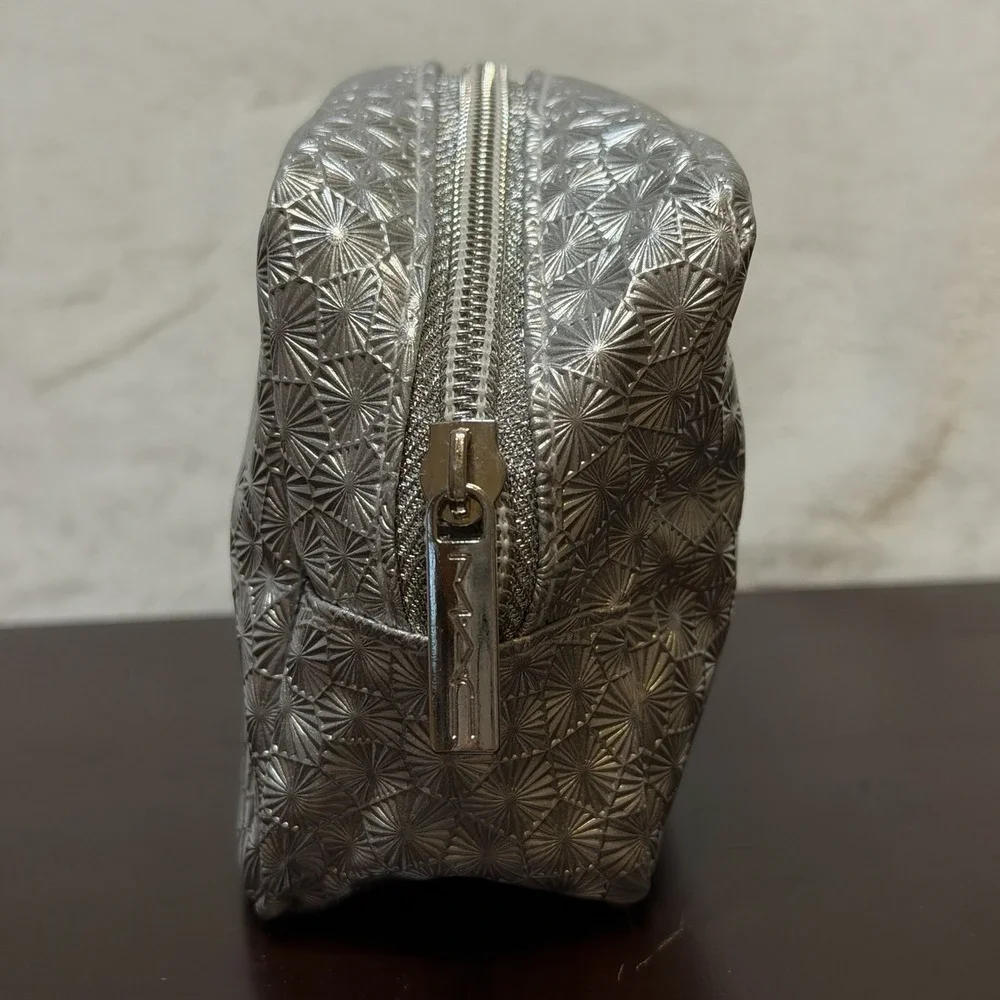 MAC Silver Metallic Cosmetic Makeup Bag Holiday 6in x 4in Zipper Close